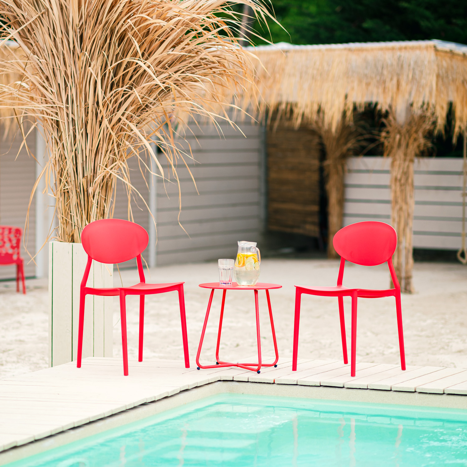 Garden chair Set of 4 Camping chairs Red Outdoor chairs Plastic Stacking chairs Kitchen chairs