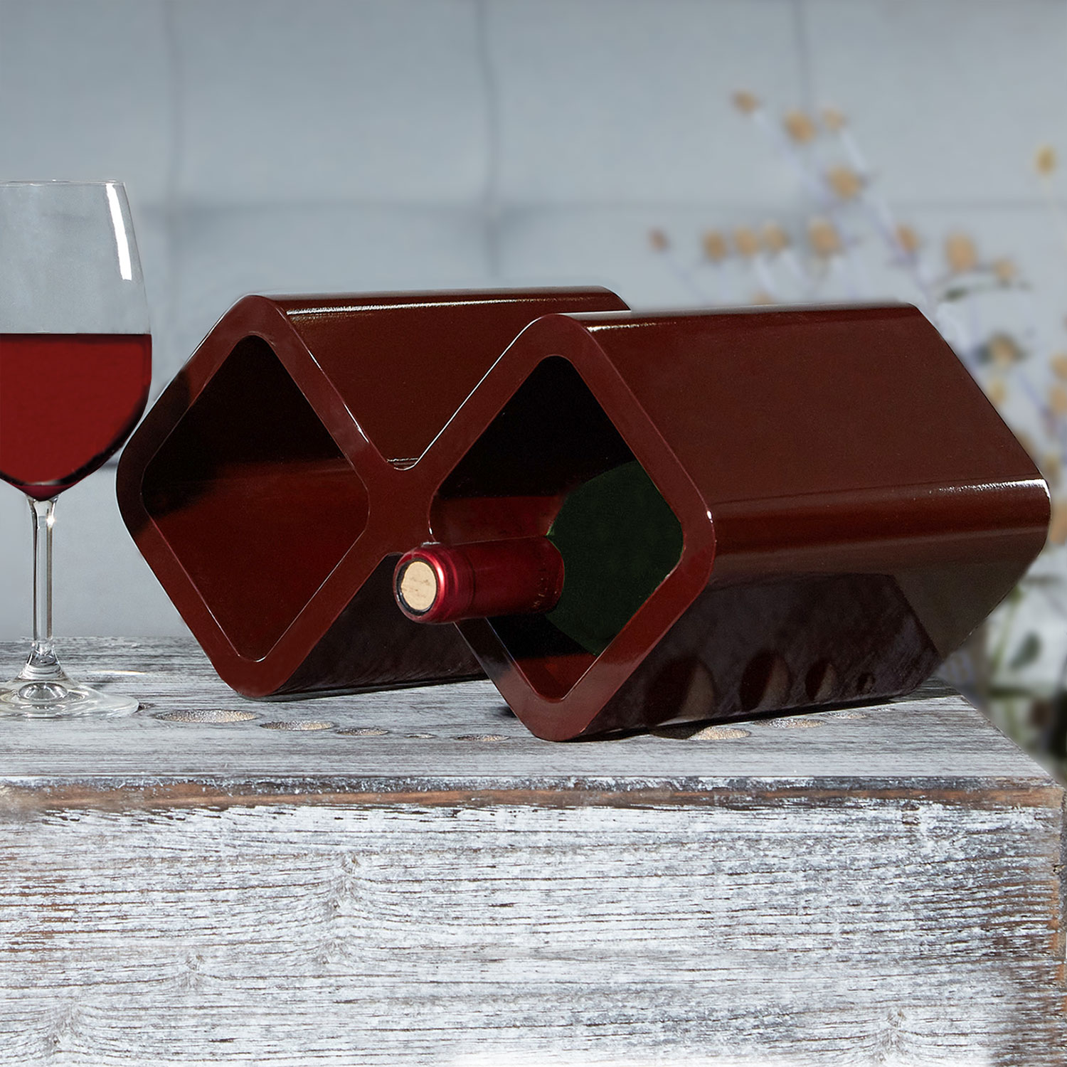 Retro mur cubes Bouteilles de vin brun foncé